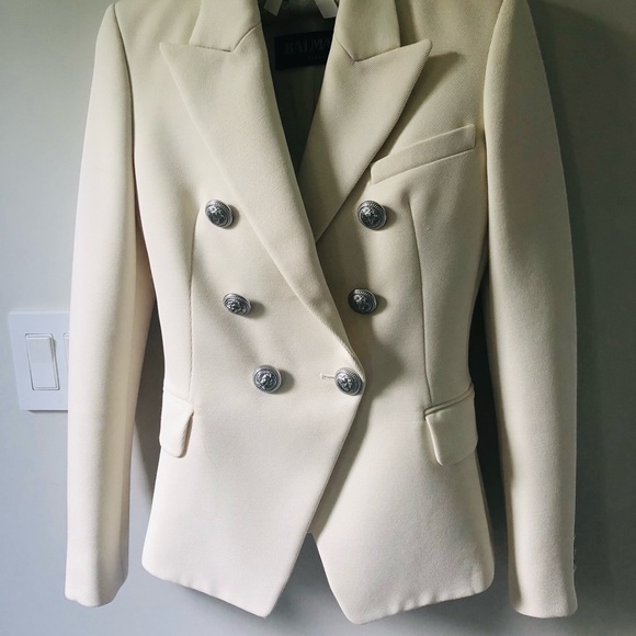 NWT Balmain Cream Double-Breasted Blazer with Silver Buttons. Size 34 - Picture 6 of 12